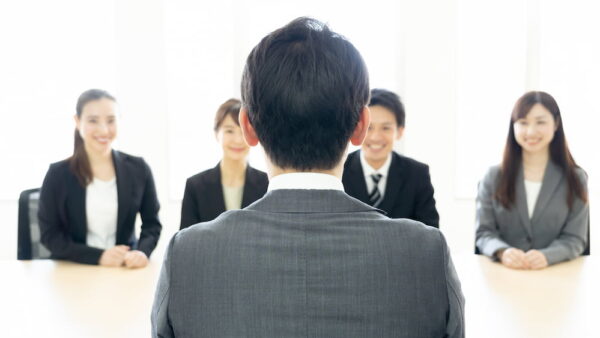 【社労士NEWS】求人サイトで二重請求トラブル？成功報酬型サービス利用時の注意点