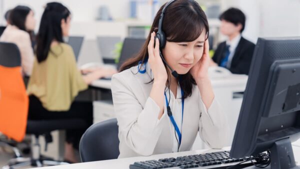 【社労士NEWS】カスハラ・就活セクハラ対策が義務化｜10月からの企業対応を解説